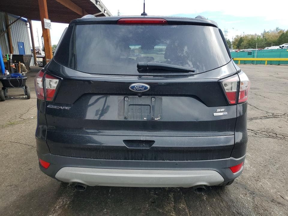 2017 FORD ESCAPE SE 6