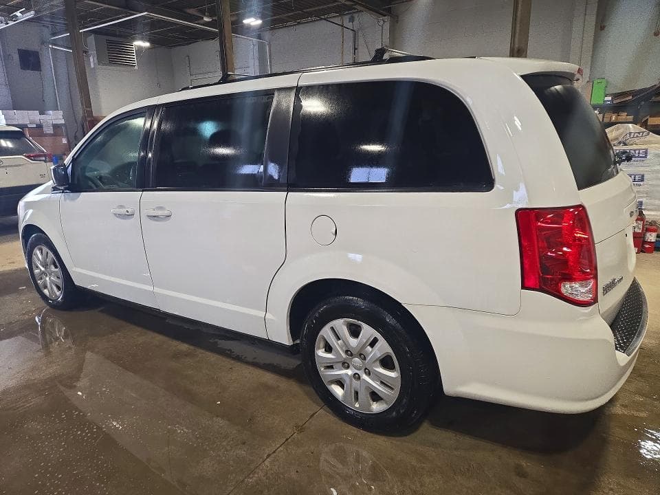 2019 DODGE GRAND CARAVAN SE 2