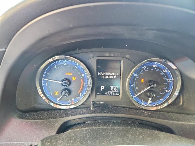2019 TOYOTA COROLLA LE 9