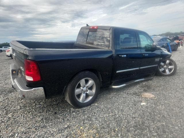 2017 RAM 1500 SLT 3