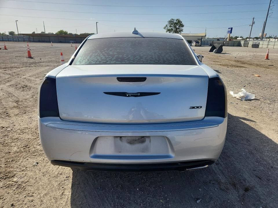 2019 CHRYSLER 300 TOURING 6
