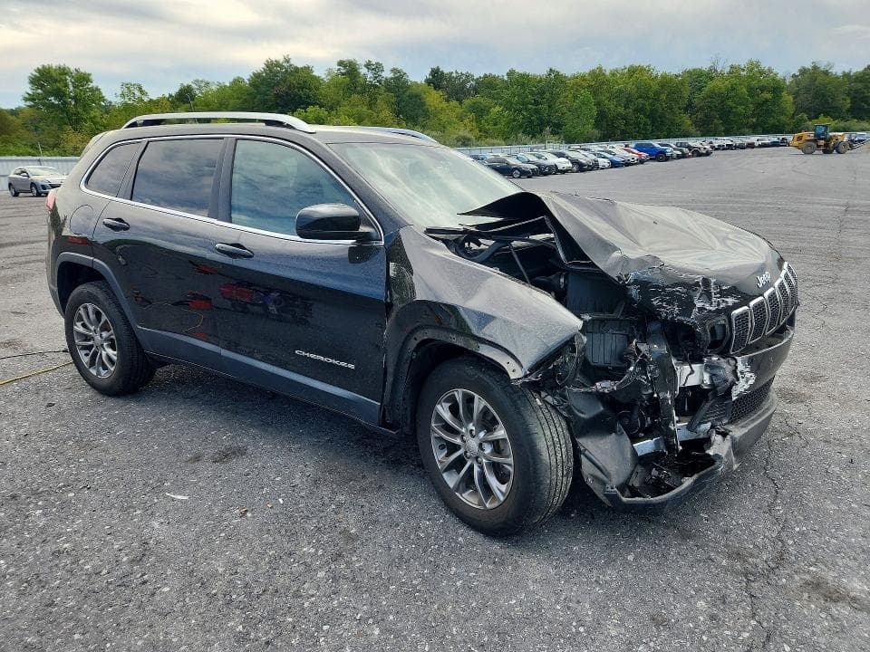 2019 JEEP CHEROKEE LATITUDE PLUS 4