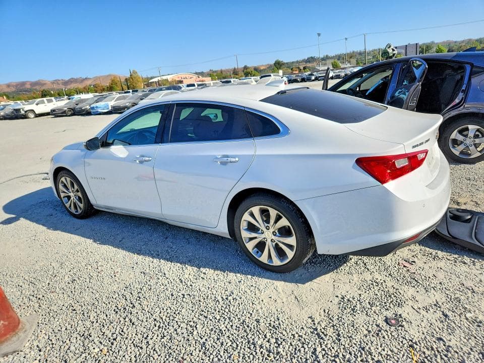 2017 CHEVROLET MALIBU PREMIER 2