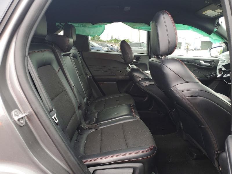 2025 FORD ESCAPE ST LINE 10