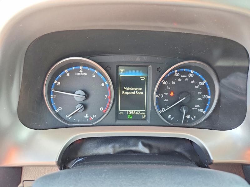 2017 TOYOTA RAV4 LE 9