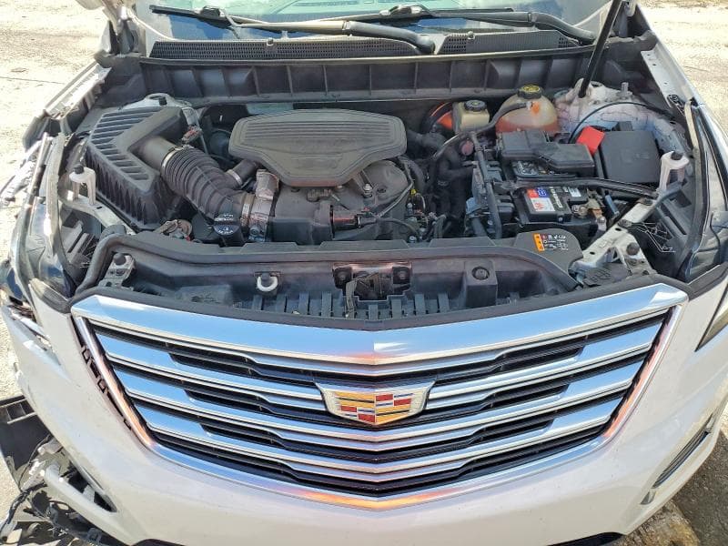 2018 CADILLAC XT5 12
