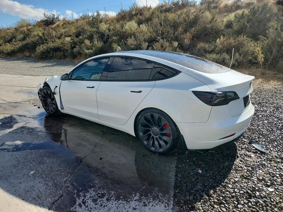 2022 TESLA MODEL 3 2