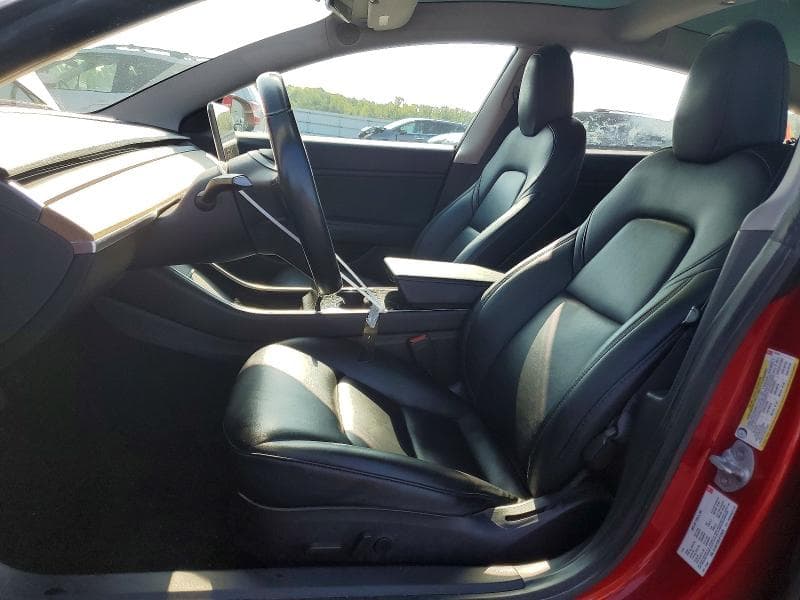 2018 TESLA MODEL 3 7
