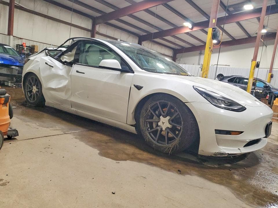 2021 TESLA MODEL 3 4