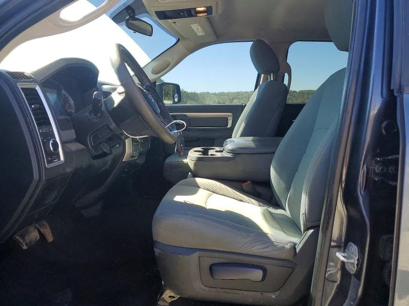 2017 RAM 1500 SLT 7