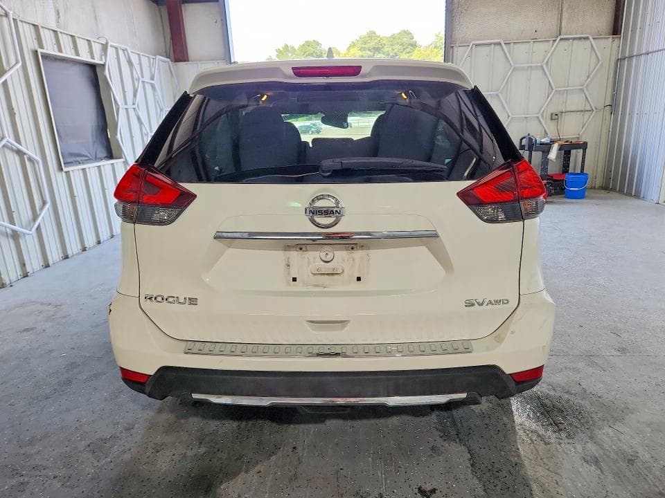 2017 NISSAN ROGUE SV 6