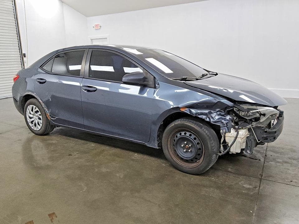 2019 TOYOTA COROLLA LE 4