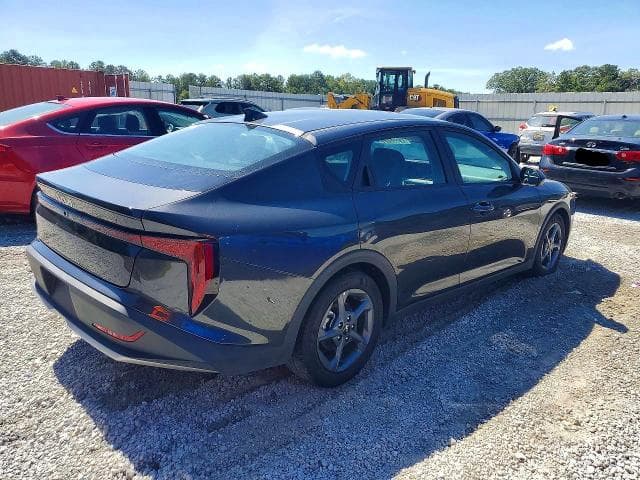 2025 KIA K4 LXS 3