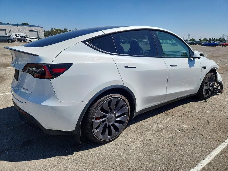 2022 TESLA MODEL Y 3