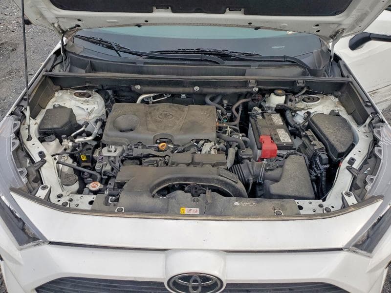 2021 TOYOTA RAV4 LE 12