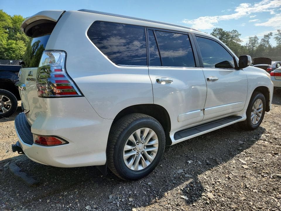 2017 LEXUS GX 460 3