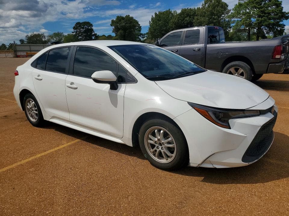 2022 TOYOTA COROLLA LE 4