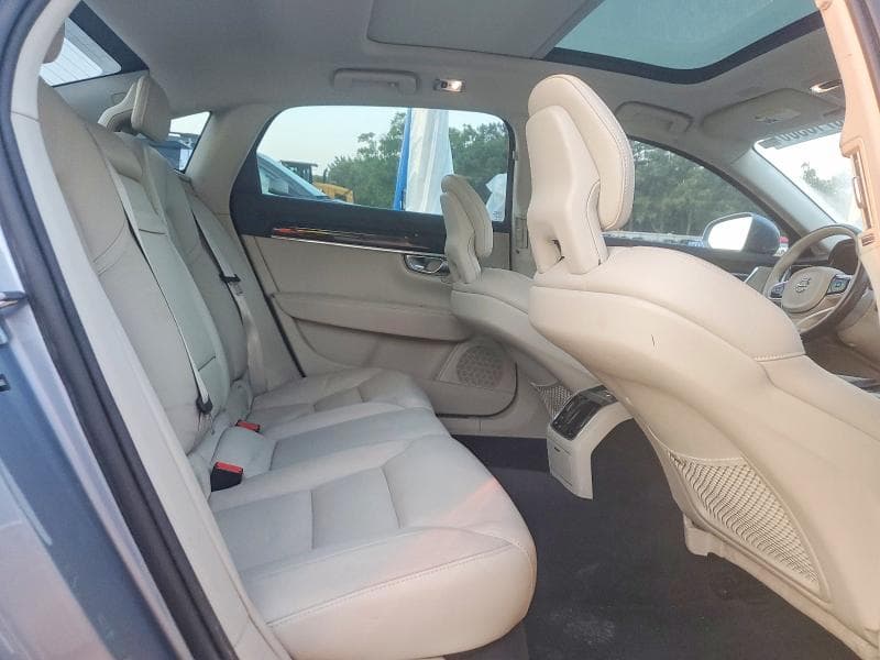 2018 VOLVO S90 T5 MOMENTUM 10