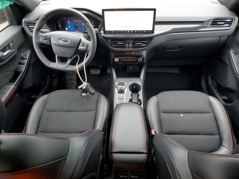 2026 FORD ESCAPE ST LINE 8