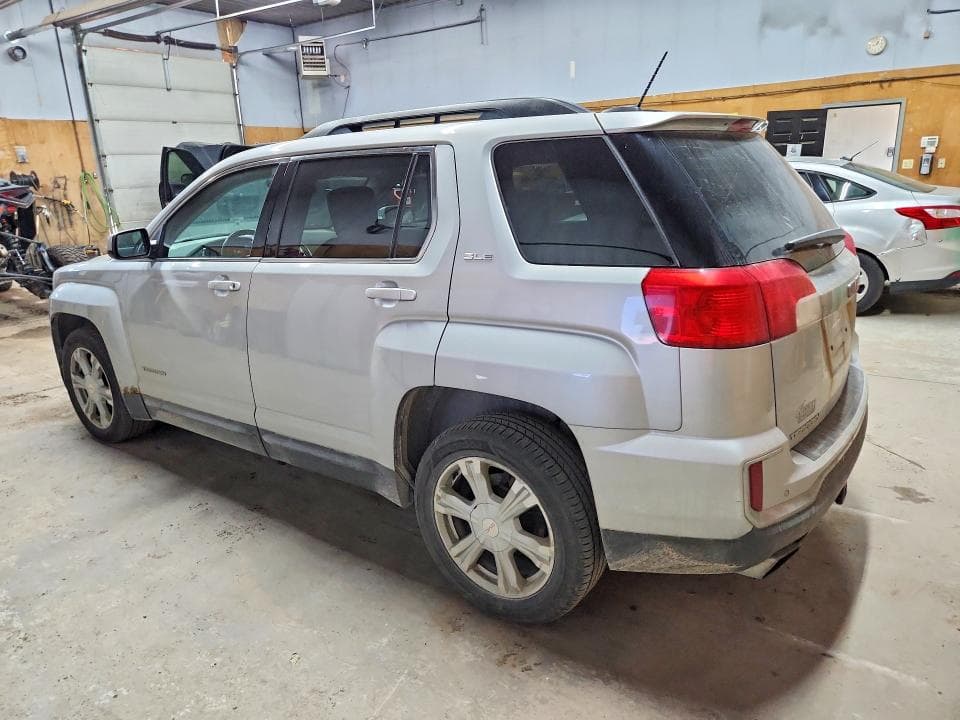 2017 GMC TERRAIN SLE 2