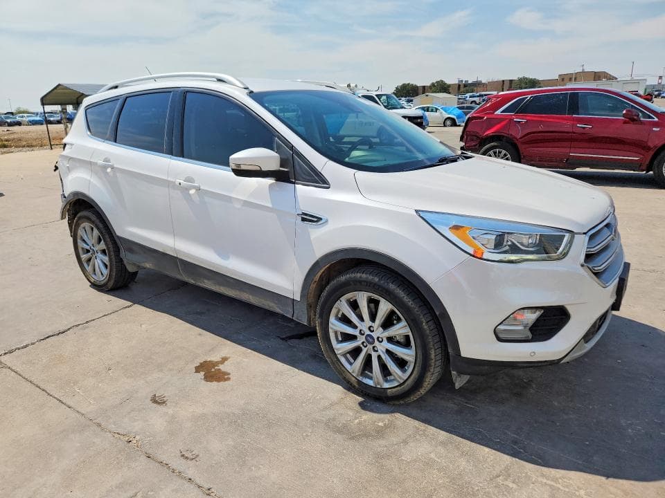 2017 FORD ESCAPE TITANIUM 4