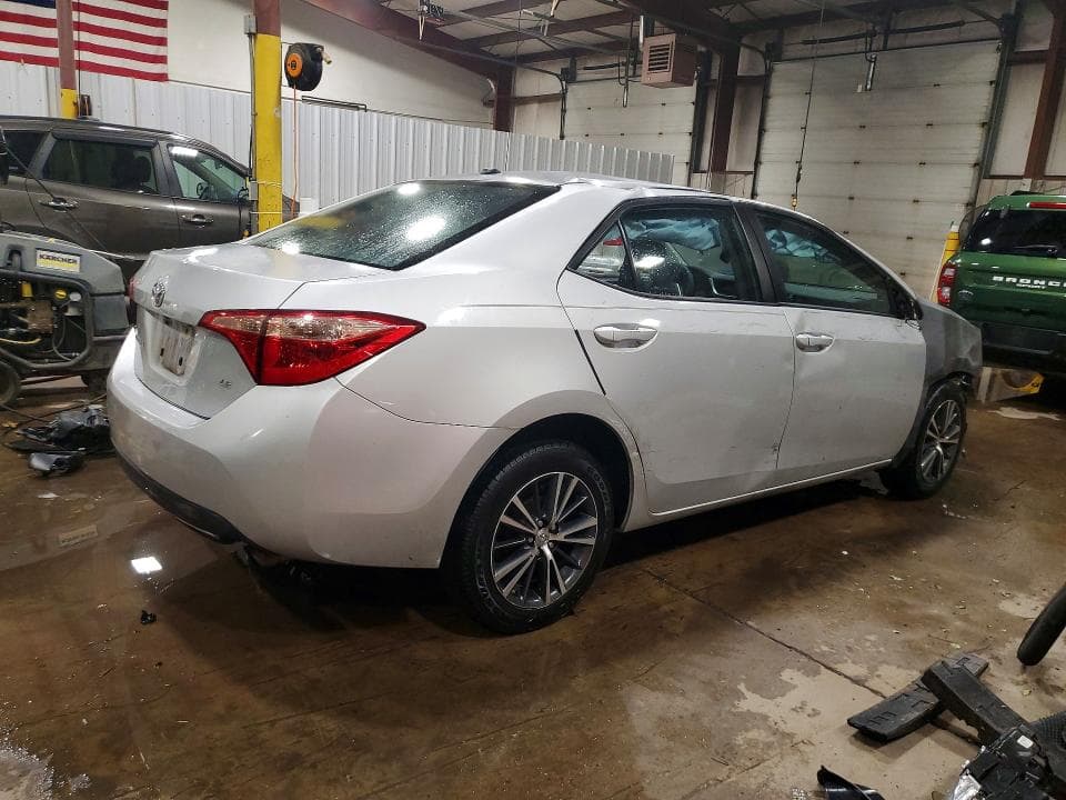 2017 TOYOTA COROLLA LE 3