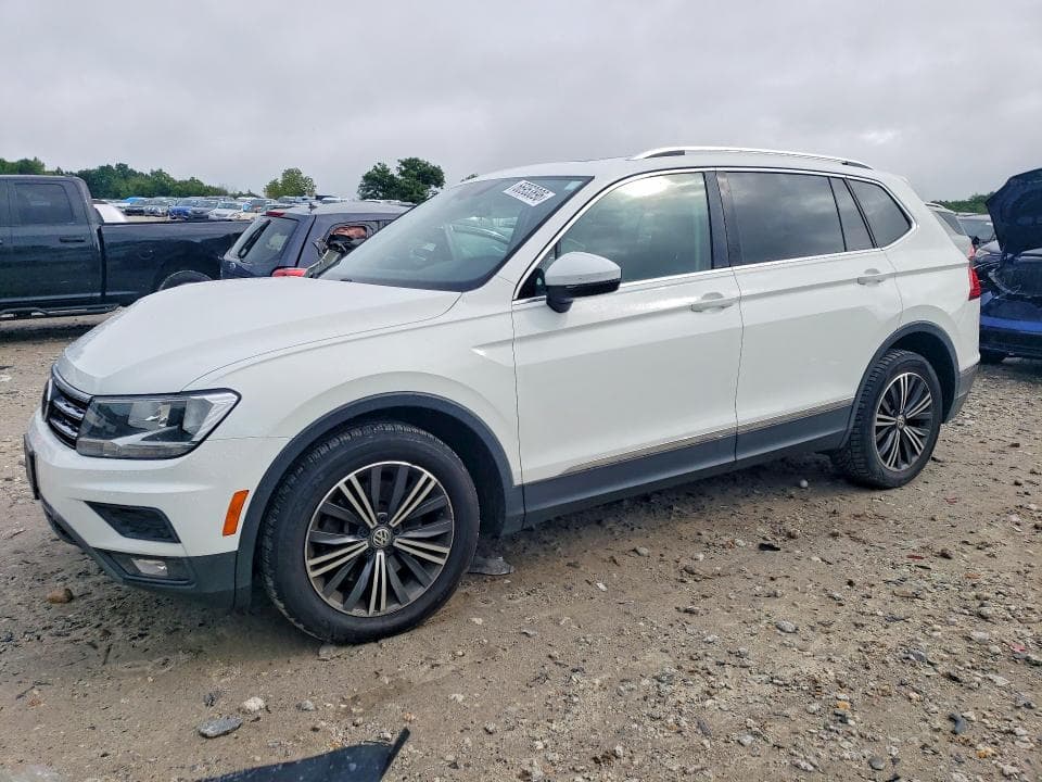 2019 VOLKSWAGEN TIGUAN SE - 1