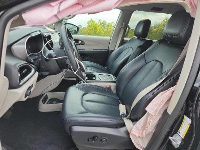 2024 CHRYSLER PACIFICA TOURING L 7