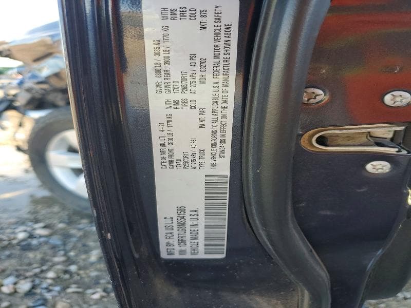 2021 RAM 1500 CLASSIC SLT 12