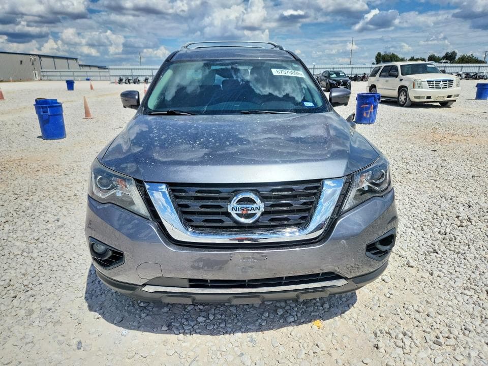 2018 NISSAN PATHFINDER PLATINUM 5