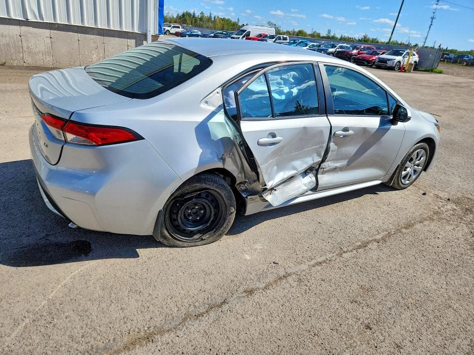 2020 TOYOTA COROLLA LE 3