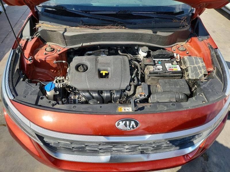 2021 KIA SELTOS S 12