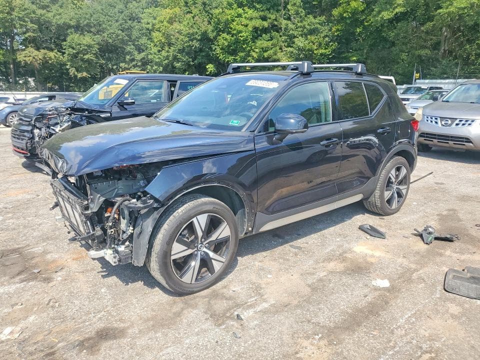 2021 VOLVO XC40 RECHARGE - 1