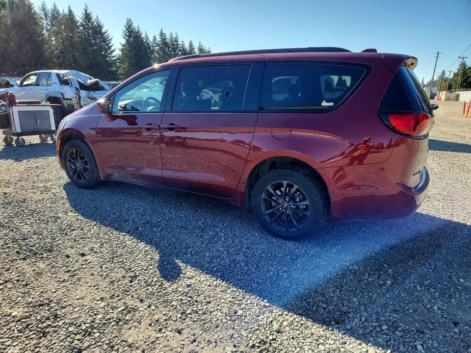 2020 CHRYSLER PACIFICA TOURING L 2