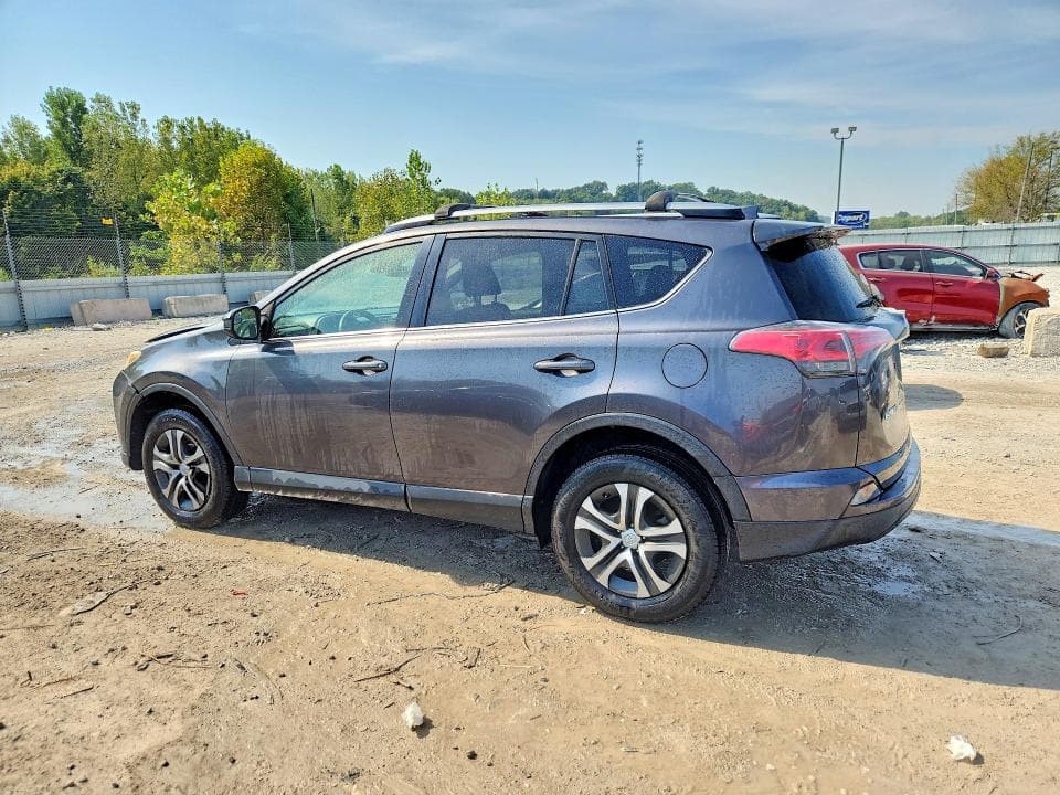 2017 TOYOTA RAV4 LE 2
