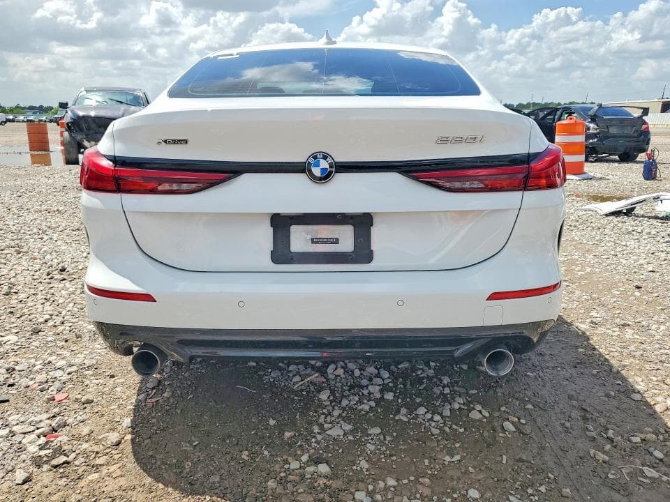 2020 BMW 228XI 6