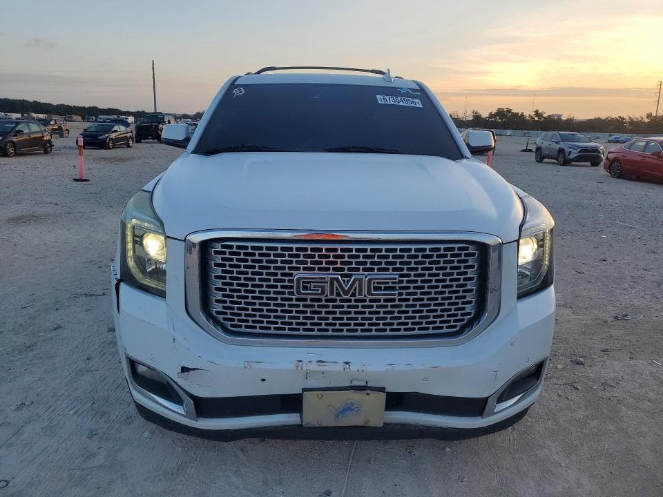 2017 GMC YUKON DENALI 5