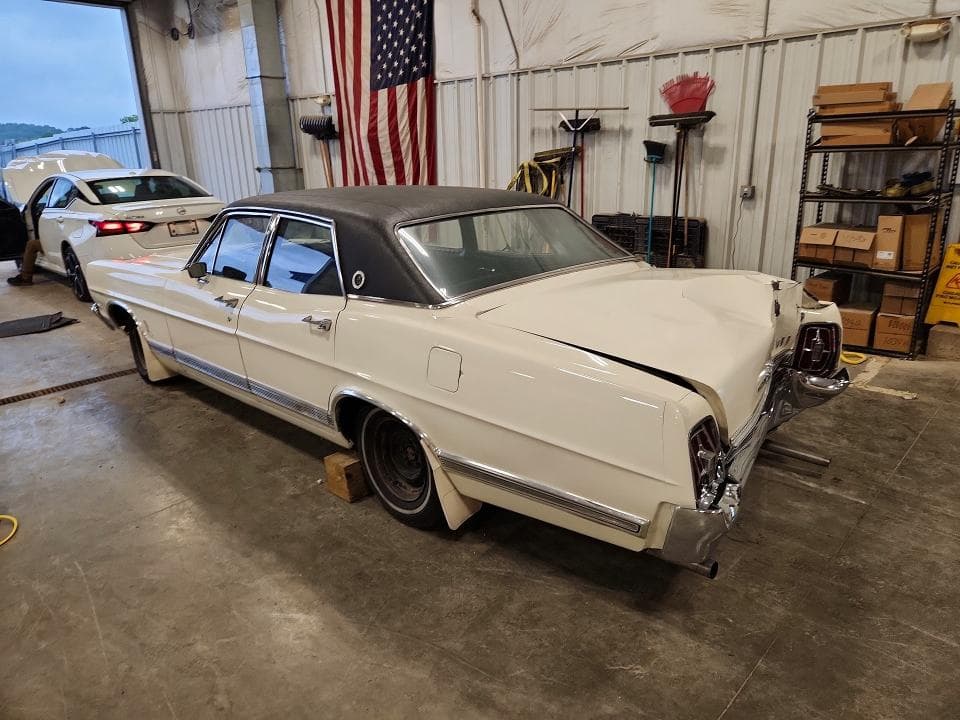 1967 FORD LTD 2