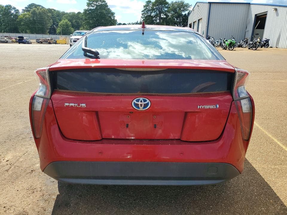 2018 TOYOTA PRIUS THREE 6