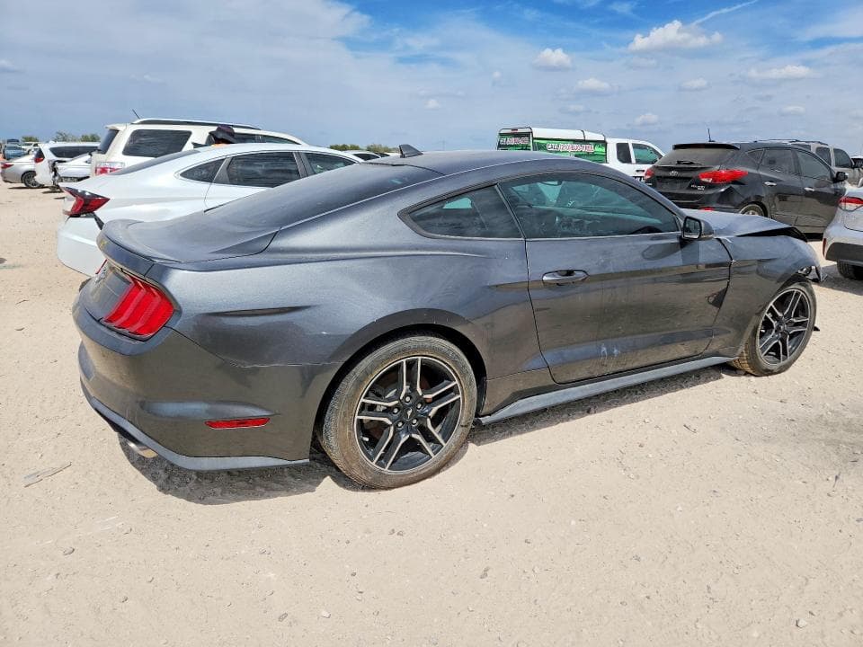 2020 FORD MUSTANG 3