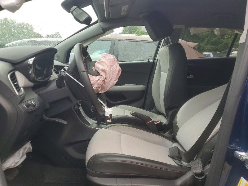 2020 CHEVROLET TRAX 1LT 7