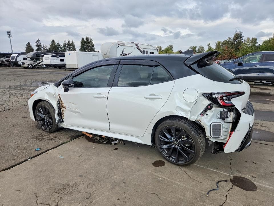 2026 TOYOTA COROLLA XSE 2