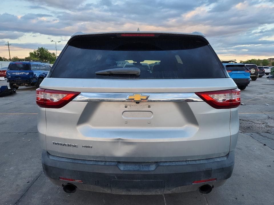2019 CHEVROLET TRAVERSE LS 6