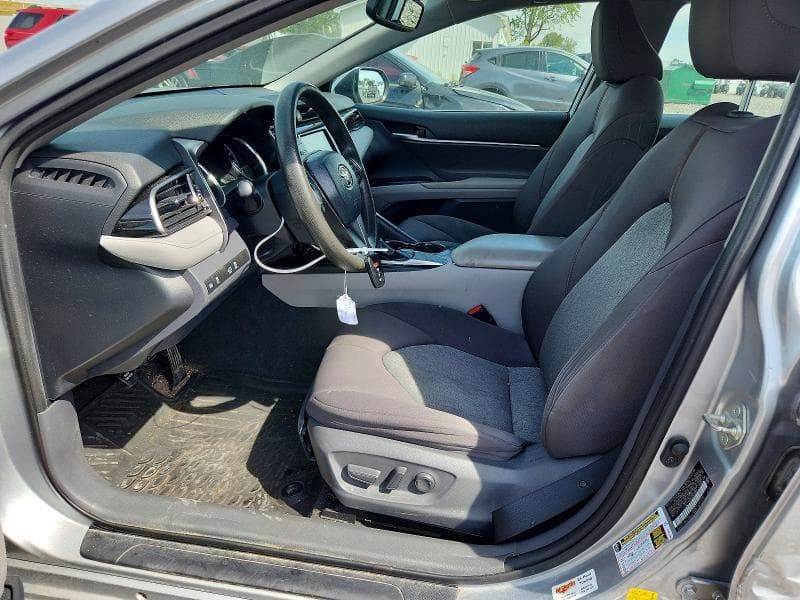 2019 TOYOTA CAMRY LE 7