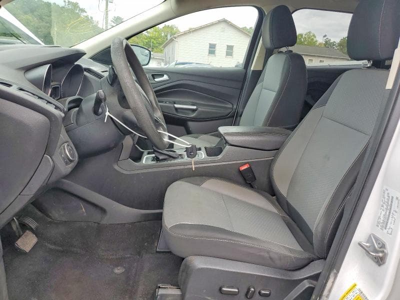 2017 FORD ESCAPE SE 7