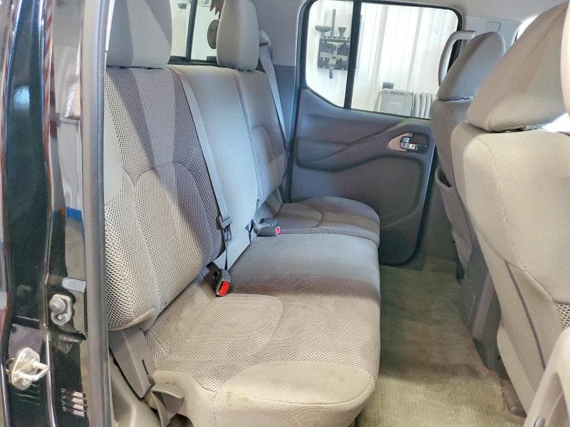 2018 NISSAN FRONTIER SV 10