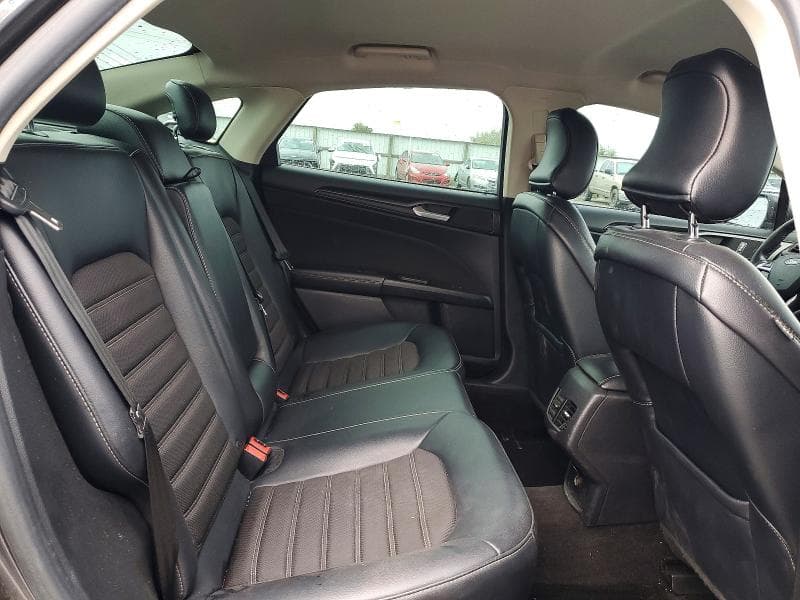 2018 FORD FUSION SE 10