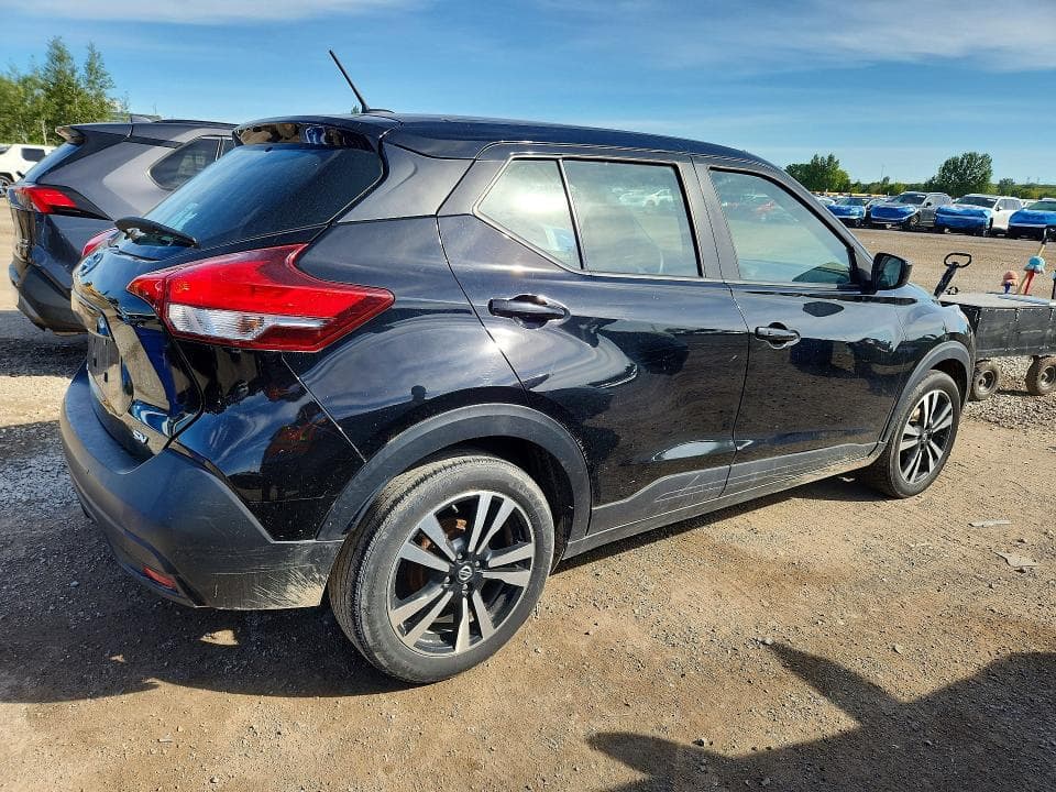 2019 NISSAN KICKS S 3