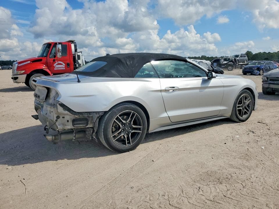 2018 FORD MUSTANG 3