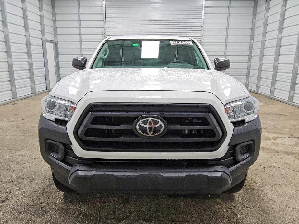 2022 TOYOTA TACOMA SR 5